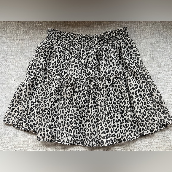 H&M Leopard Tiered Mini Skirt - Picture 1 of 5